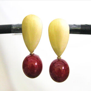 Matt Gold Ovel Plated Pearl Dangler Earrings - Red