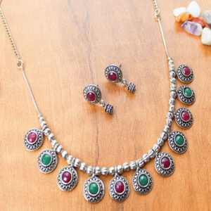 Beautiful Antique Silver Chain with Round Ruby and Emerald Stones + Earring Set