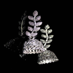 Trendy Elegant Oxidized Leaf Jhumka Earrings