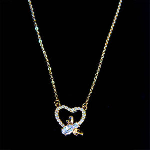 Amazing Gold AD Stone Heart Short Chain