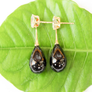 Charming Black Ovel Shaped Dangler Pearl Earrings