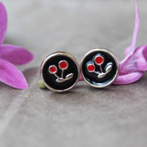 Cute Black Snail Stud Earrings