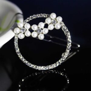 Cute Circle with Pearl Flowers Silver Minimalist Hair Clip